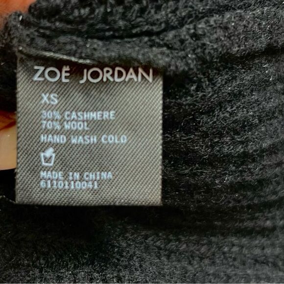 Zoe Jordan Cold Shoulder Wool-Cashmere Blend Long Sleeve Sweater - Picture 9 of 12
